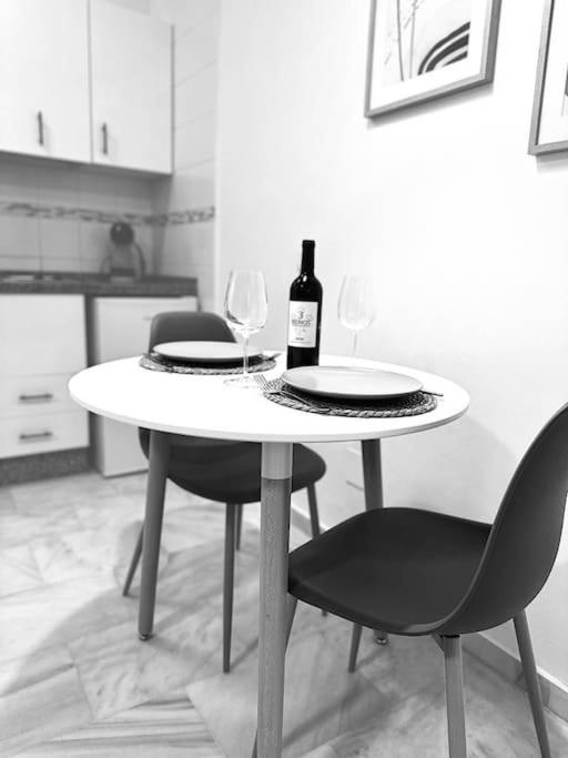 Precioso Estudio Junto Al Mar, Apartamentos Don Diego En La Carihuela トレモリノス エクステリア 写真